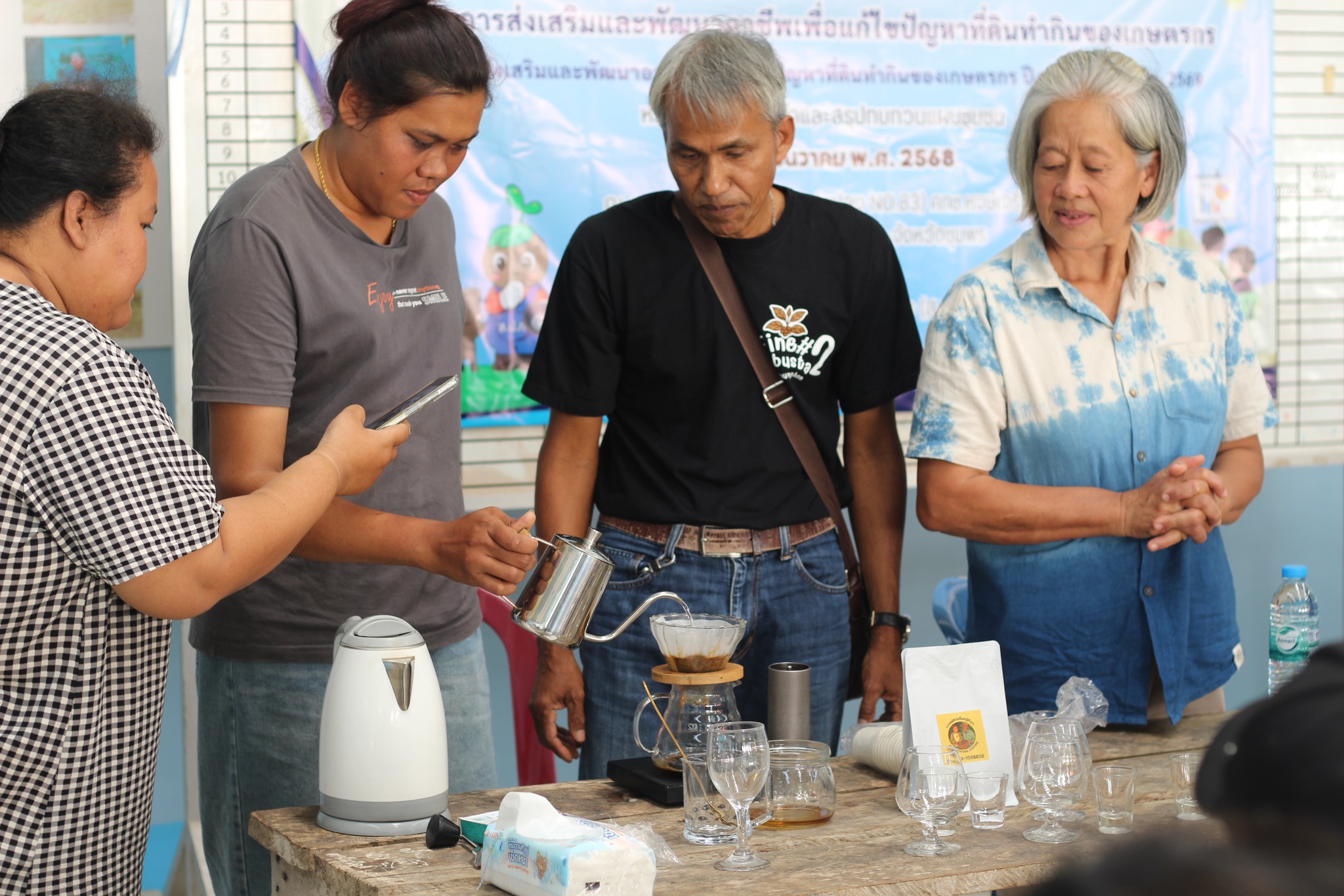 title - วันอังคารที่ 16 ธันวาคม พ.ศ. 2568 นายนิกร ไพริน ปฏิรูปที่ดินจังหวัดชุมพร มอบหมายให้ นางสาวเกศินี บุญสม นักวิชาการปฏิรูปที่ดินชำนาญการ จัดฝึกอบรมเกษตรกรโครงการส่งเสริมและพัฒนาอาชีพเพื่อแก้ไขปัญหาที่ดินทำกินของเกษตรกร กิจกรรมส่งเสริมและพัฒนาอาชีพเพื่อแก้ไขปัญหาที่ดินทำกินของเกษตรกร ปีงบประมาณ พ.ศ. 2569 หลักสูตรที่ 1 การจัดทำและสรุปทบทวนแผนชุมชน